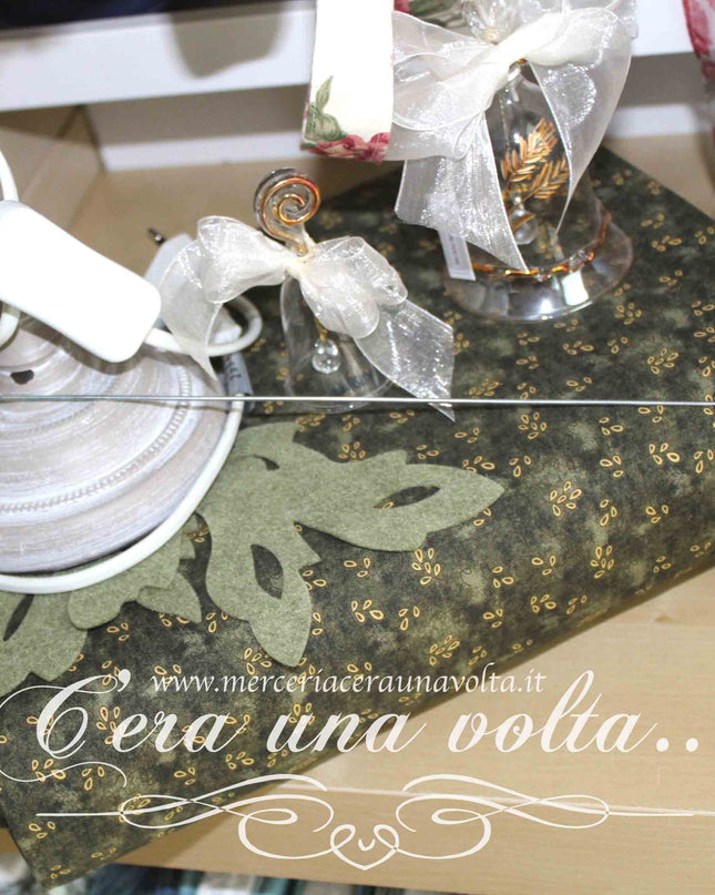 Uncino per rivoltare