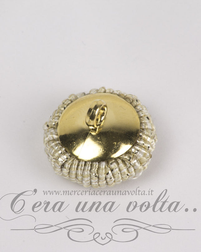 Bottone con intreccio