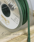 Verde primavera scuro