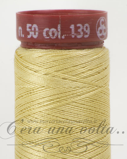 Filo da cucire titolo 50