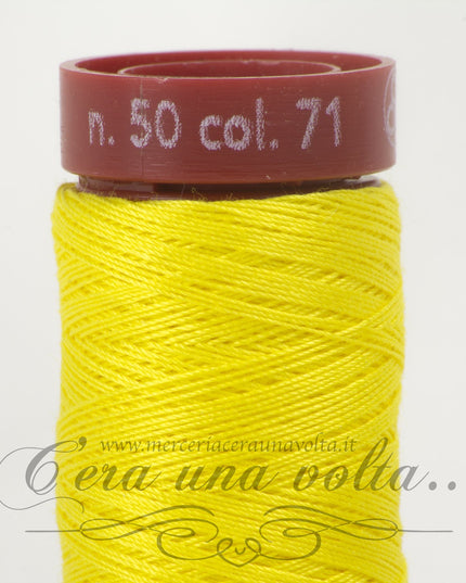 Filo da cucire titolo 50