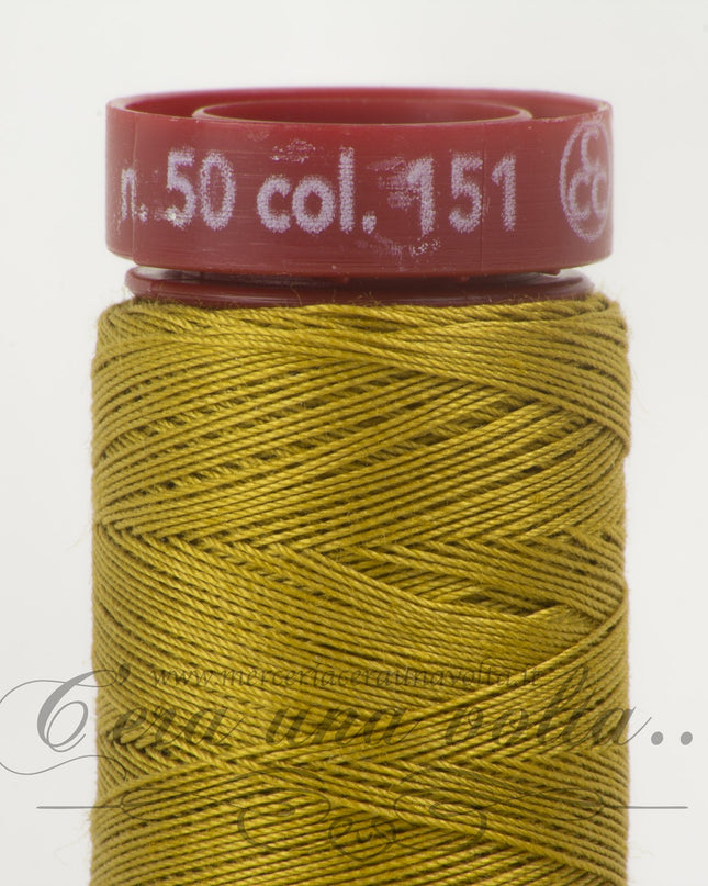 Filo da cucire titolo 50