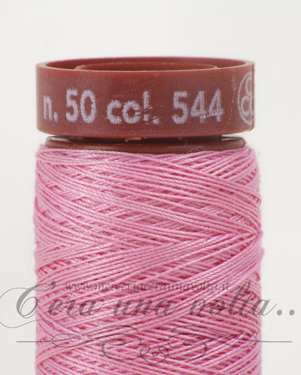 Filo da cucire titolo 50