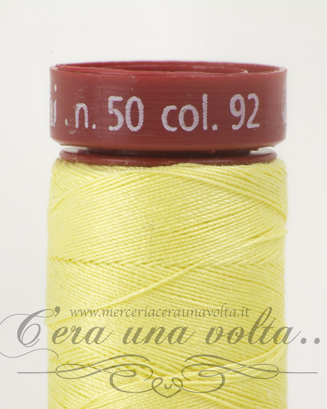 Filo da cucire titolo 50