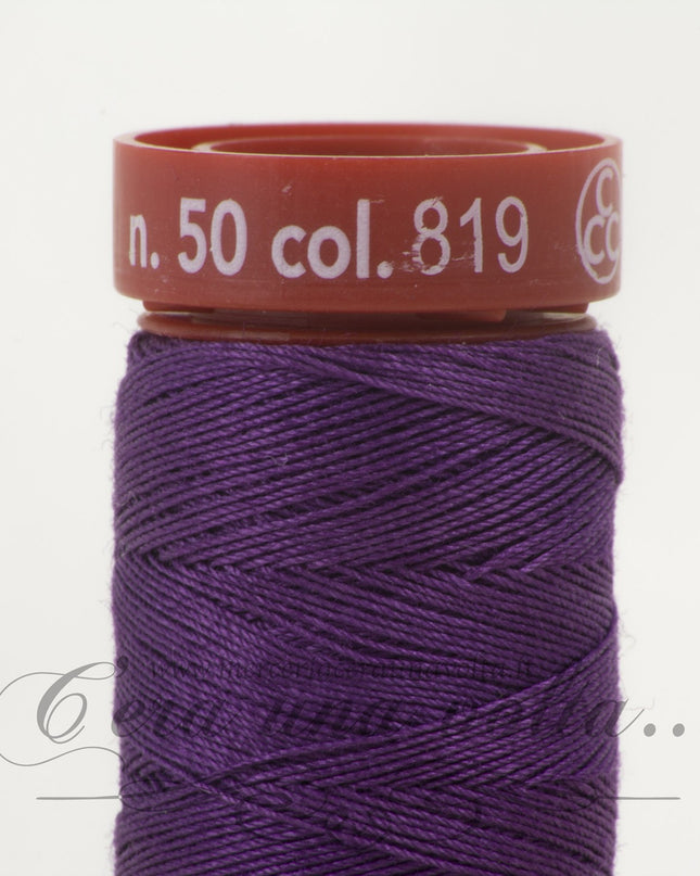 Filo da cucire titolo 50