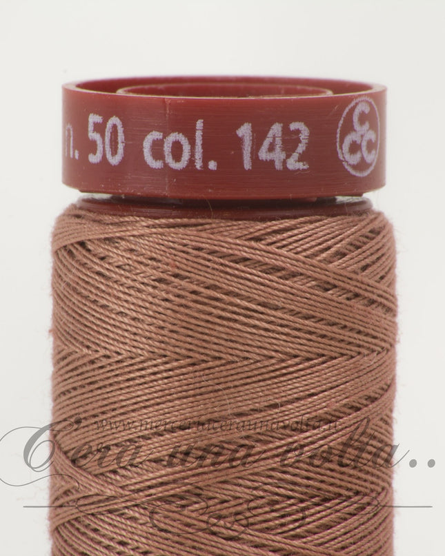 Filo da cucire titolo 50