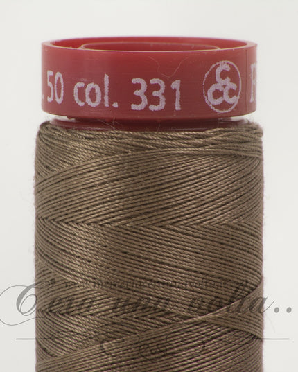 Filo da cucire titolo 50