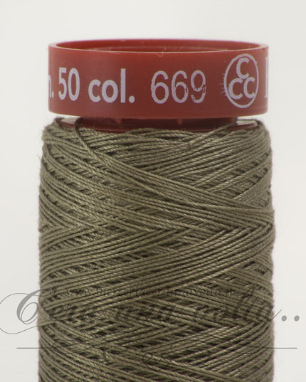 Filo da cucire titolo 50