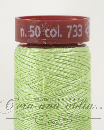 Filo da cucire titolo 50