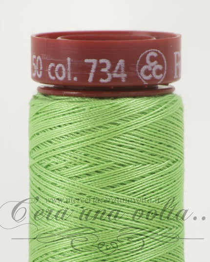 Filo da cucire titolo 50