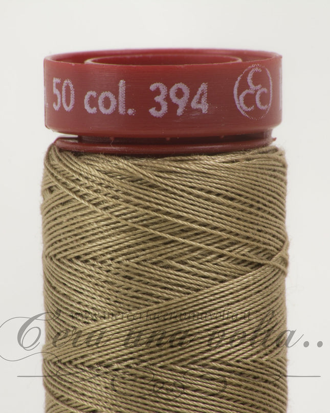 Filo da cucire titolo 50