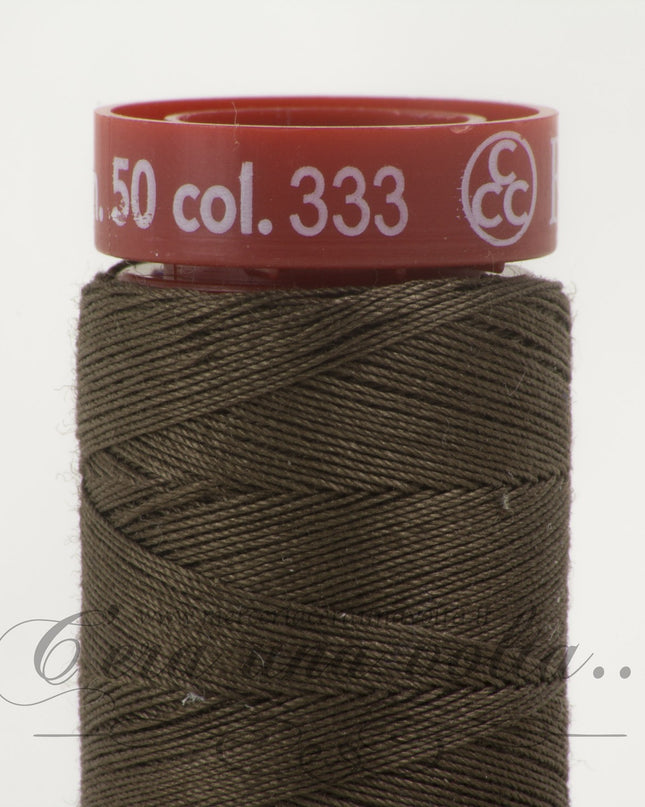 Filo da cucire titolo 50