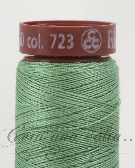 Filo da cucire titolo 50