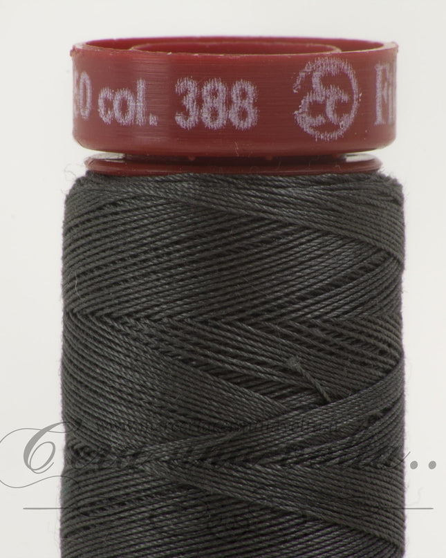 Filo da cucire titolo 50