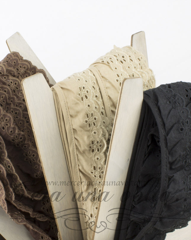 Bordo in Sangallo colorato