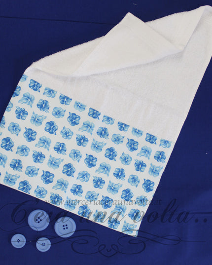 Set asilo  Blue flowers