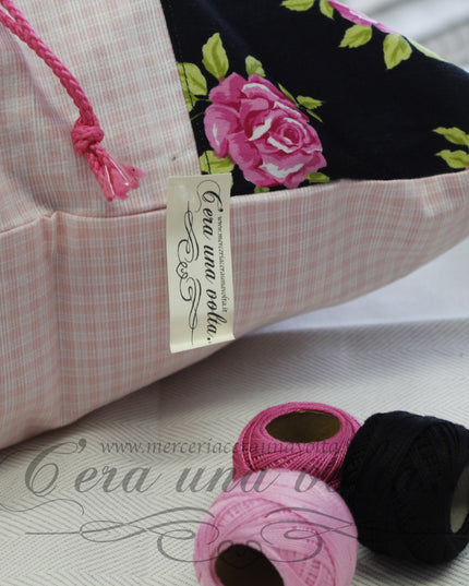 Sacchettino per biancheria Black roses