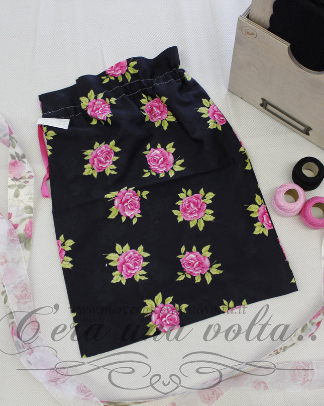 Sacchetto per biancheria Black roses