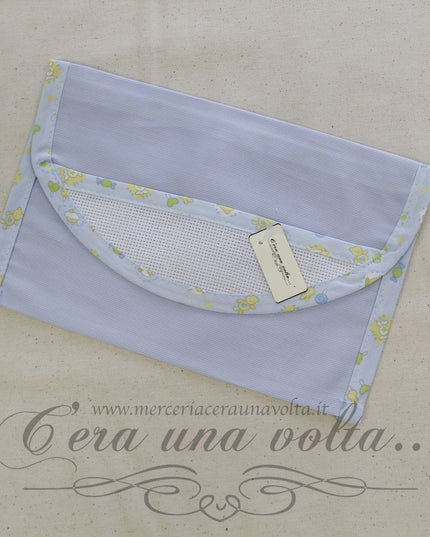 Busta porta bavaglino per asilo da ricamare