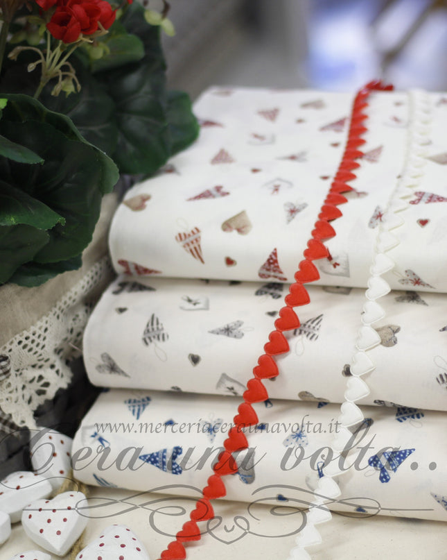 Tessuto shabby a cuori