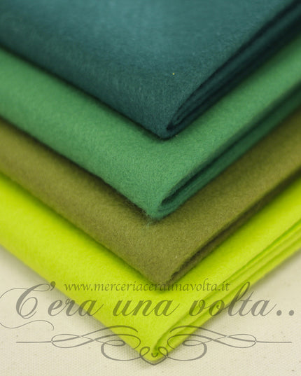 Set 16  fogli pannolenci Tinta unita