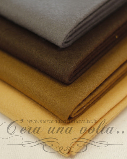 Set 16  fogli pannolenci Tinta unita