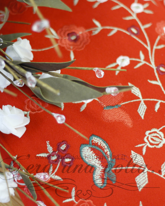 Feltro ricamato Rosso