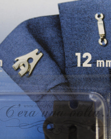 Ganci per pantaloni
