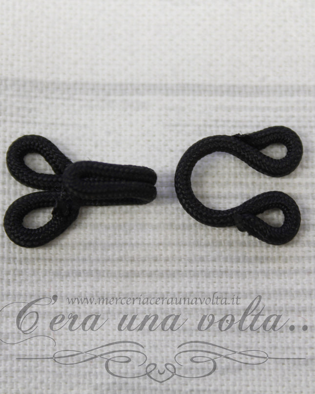 8 Pz Agganciature rivestite nere