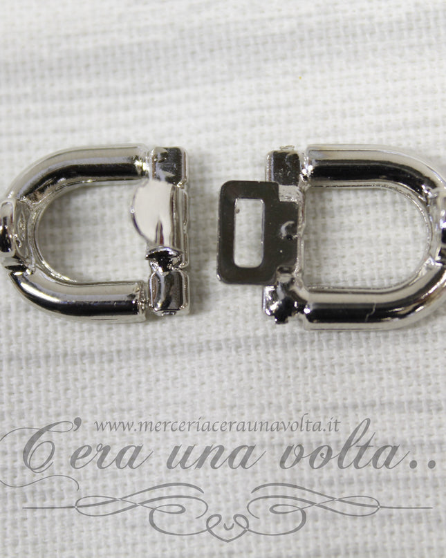 Agganciature per abbigliamento con strass