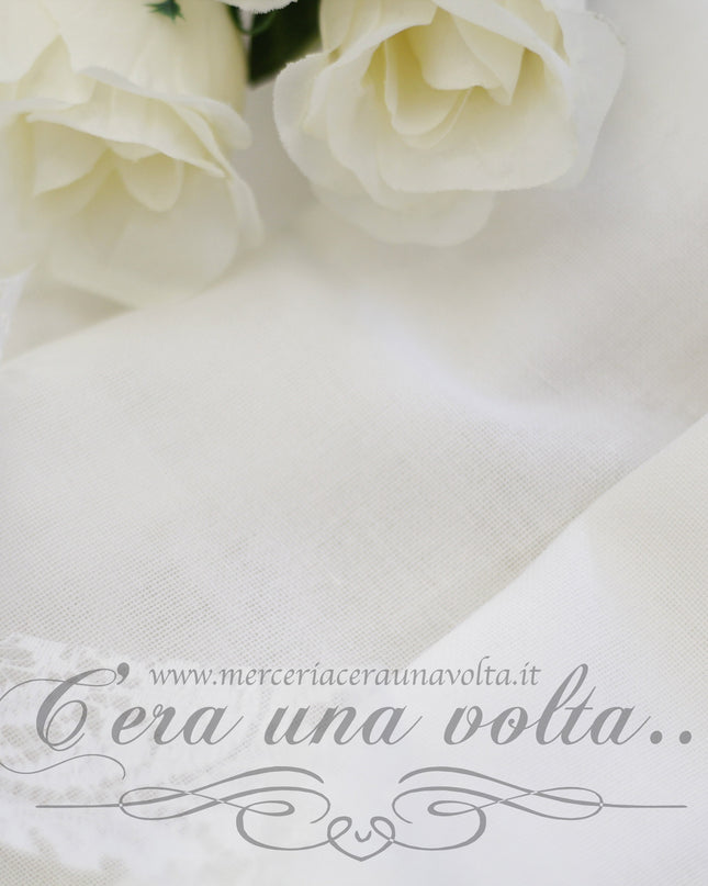 Tessuto in Garza Bianco Antico