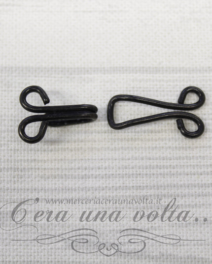 Ganci per abbigliamento neri grandi