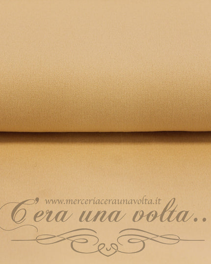 Tessuto in maglina per bambole