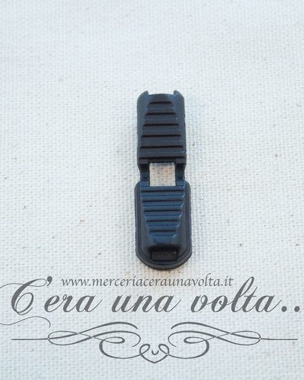 Ferma lacci