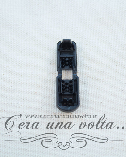 Ferma lacci