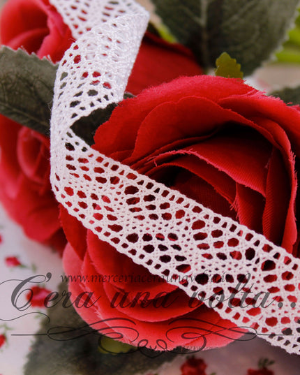 Pizzo tramezzo lavorazione a fusello