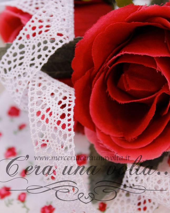 Pizzo tramezzo lavorazione a fusello