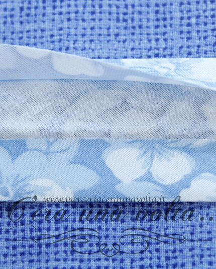 Sbieco di cotone a fiori Azzurro