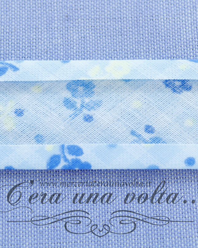 Sbieco di cotone fiori Azzurri