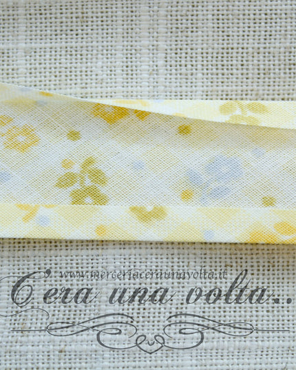 Sbieco di cotone fiori Gialli conf. da mt 1,80