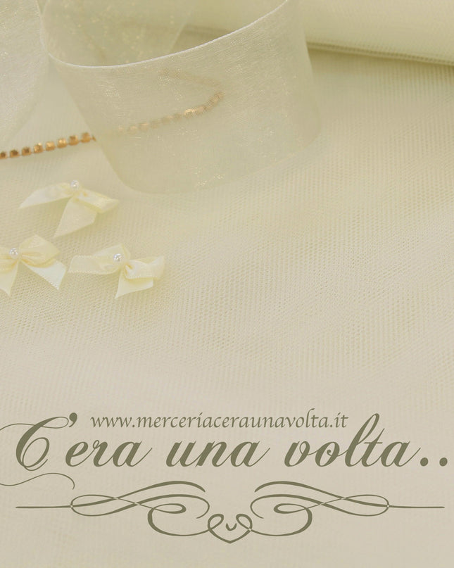 Tulle a metro Avorio