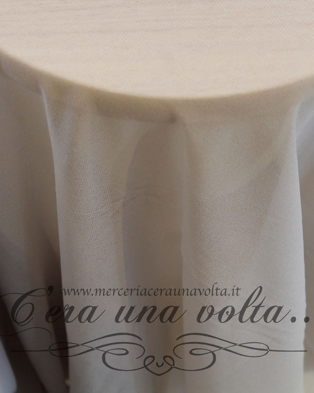 Tessuto in Tulle Elasticizzato Corda