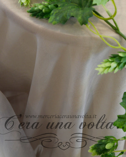 Tessuto in Tulle Elasticizzato Corda
