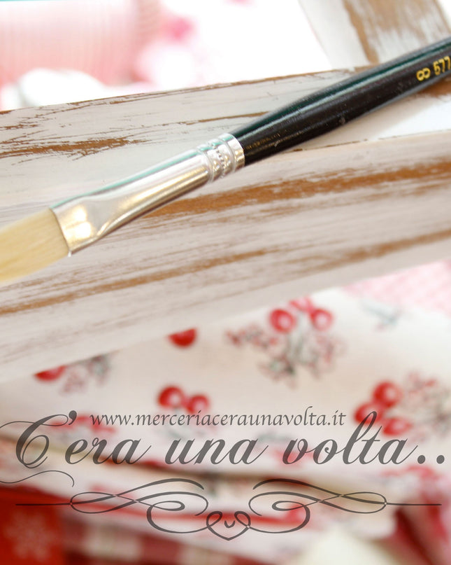 Pennello piatto manico lungo