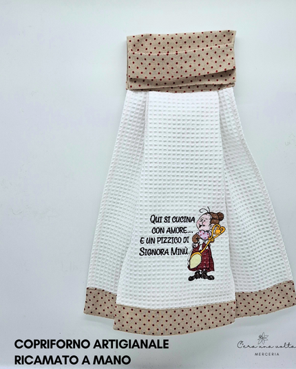 Copriforno artigianale ricamato a mano